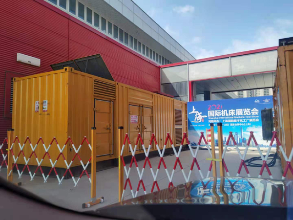 和田县发电车出租-发电机无电压或电压太低怎么办？